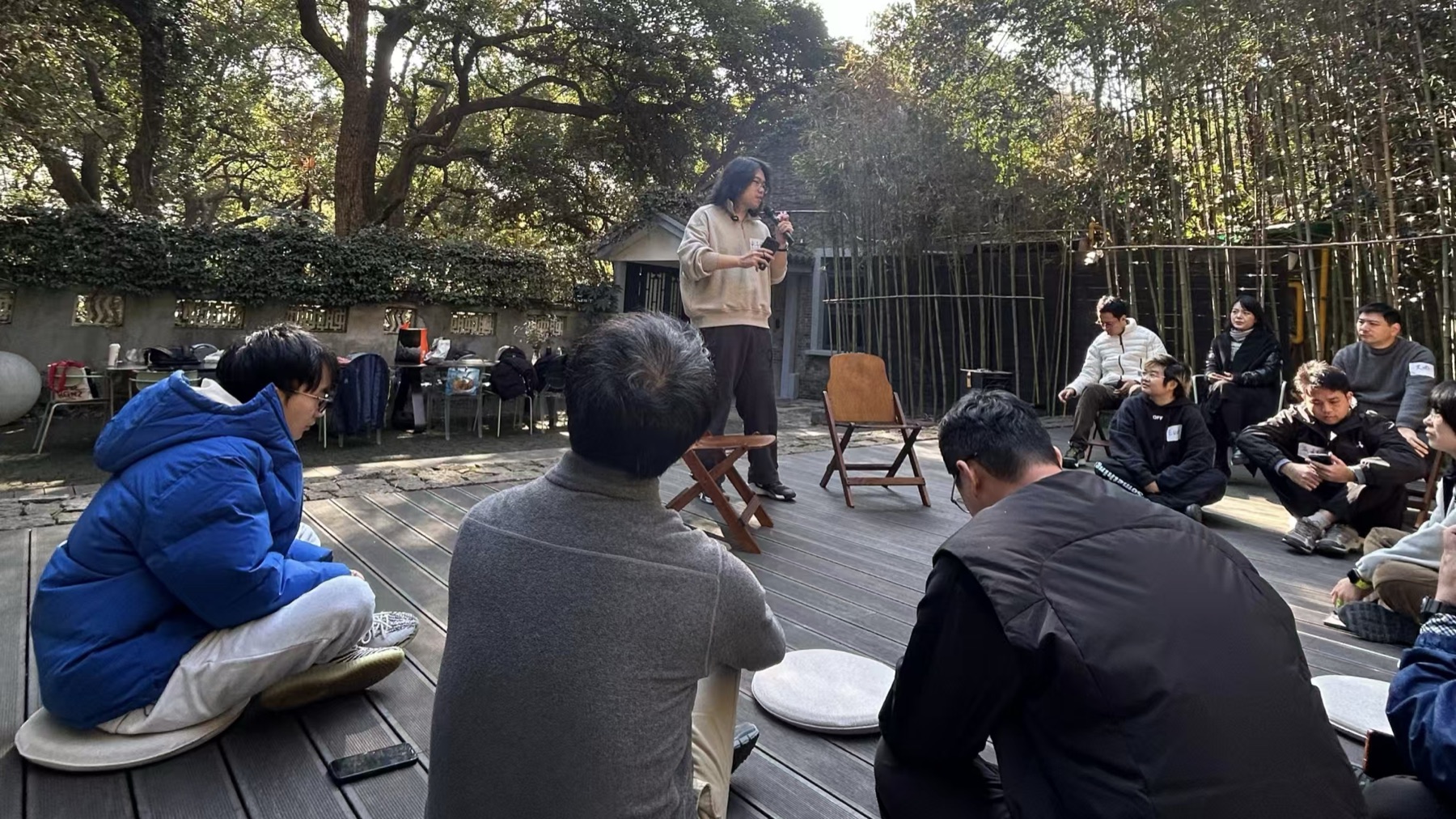 李奕辰在通往AGI之路活动上提出AI春晚倡议